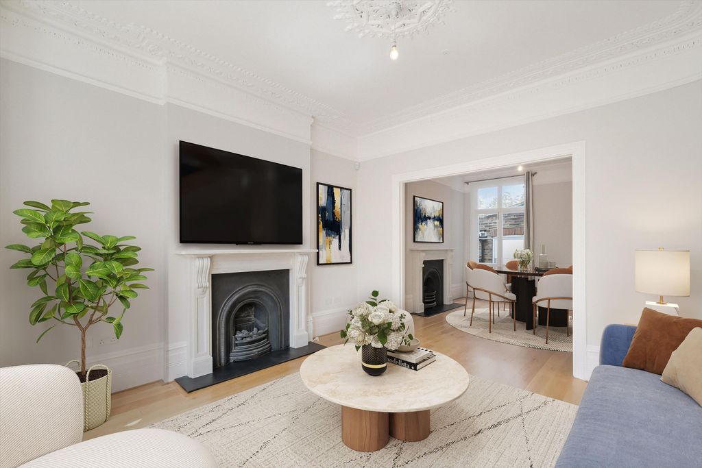 Property photo 3 of 30 Image