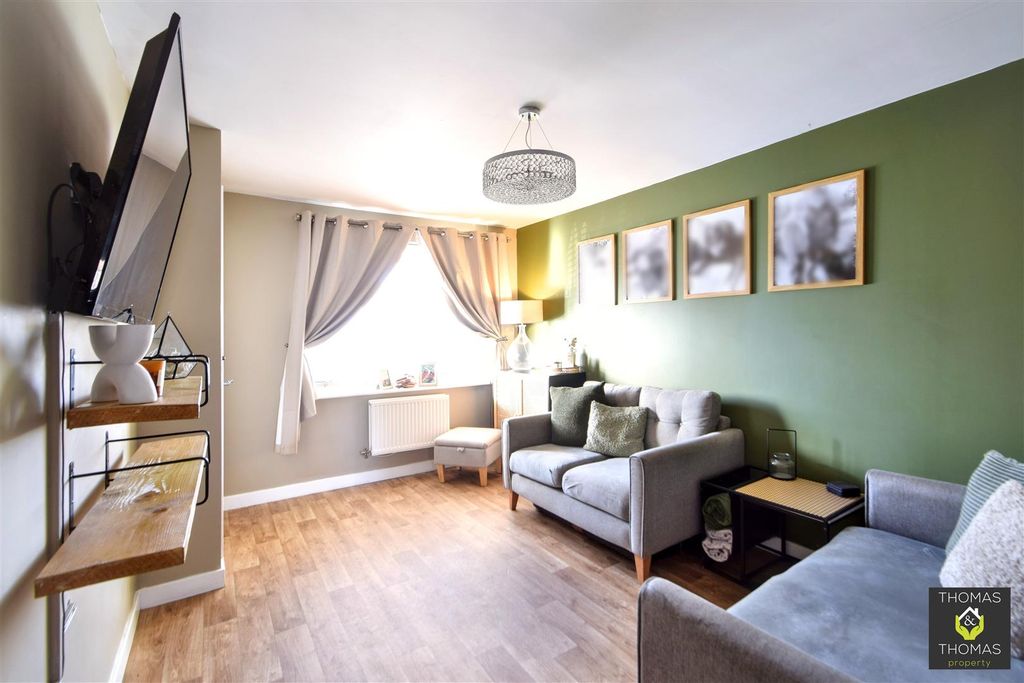 Property photo 2 of 18 Dsc_0047_Blurred.Jpg