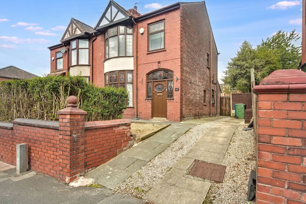 Property photo 1 of 24