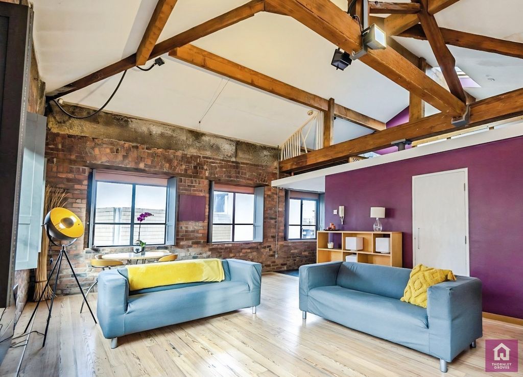 Property photo 3 of 12 Picture No. 43