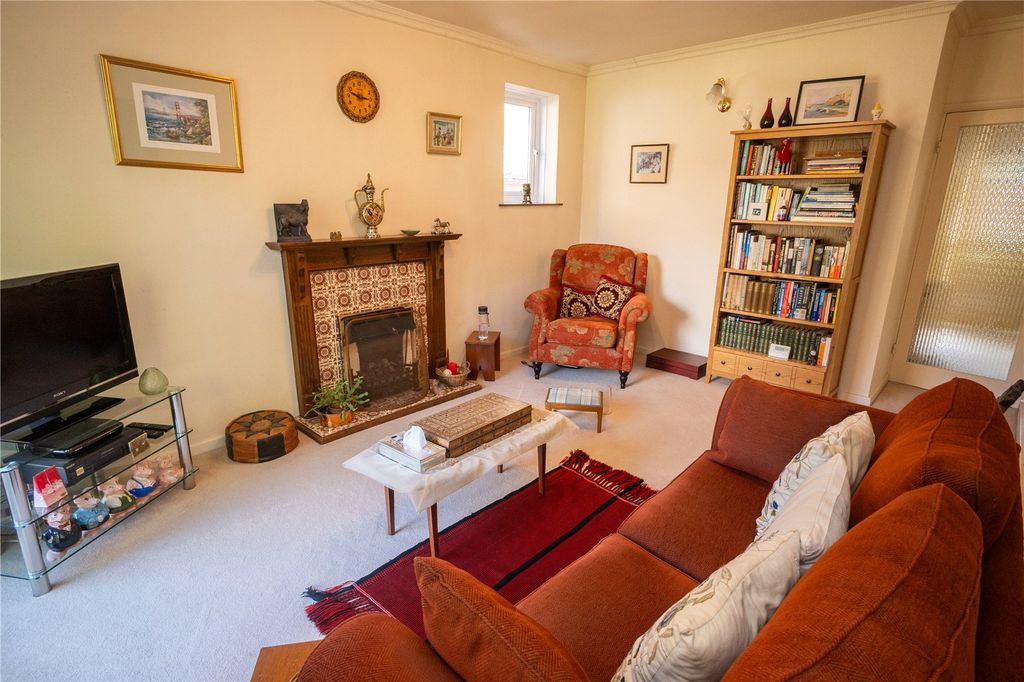Property photo 2 of 15 Picture No. 07