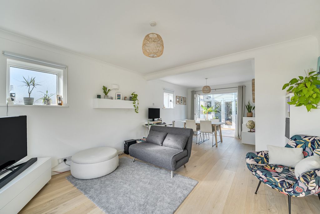 Property photo 2 of 21 Picture 2