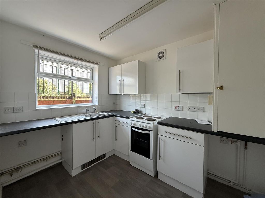 Property photo 1 of 6 Img_5556.Jpg