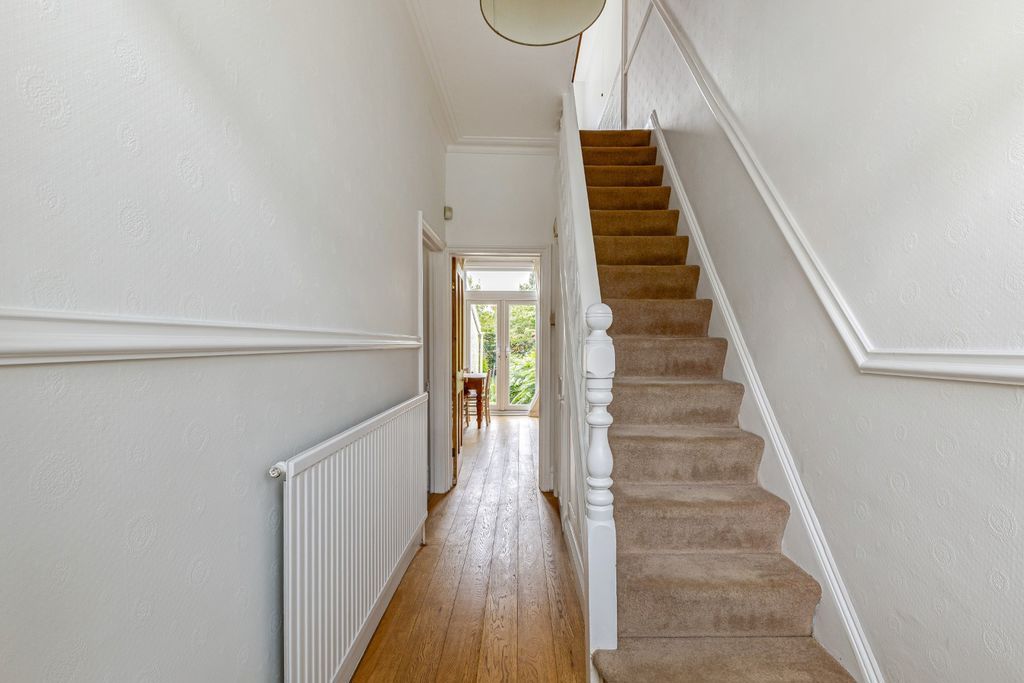 Property photo 3 of 16 Hallway