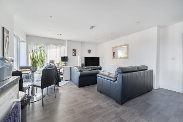 Property photo 3 of 16 Reception Room