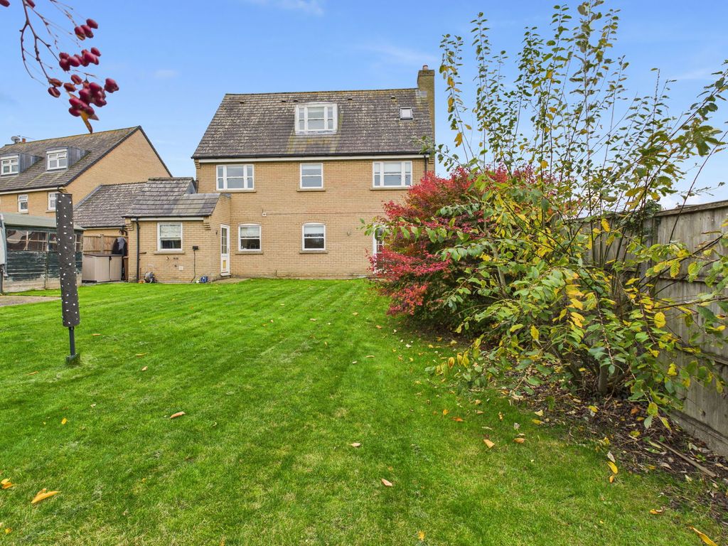 Property photo 1 of 23