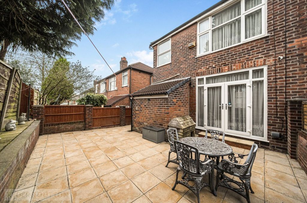 Property photo 2 of 18 Picture No. 04