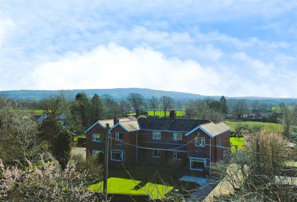 Property photo 1 of 30 490E4c39-Image00007.Jpeg