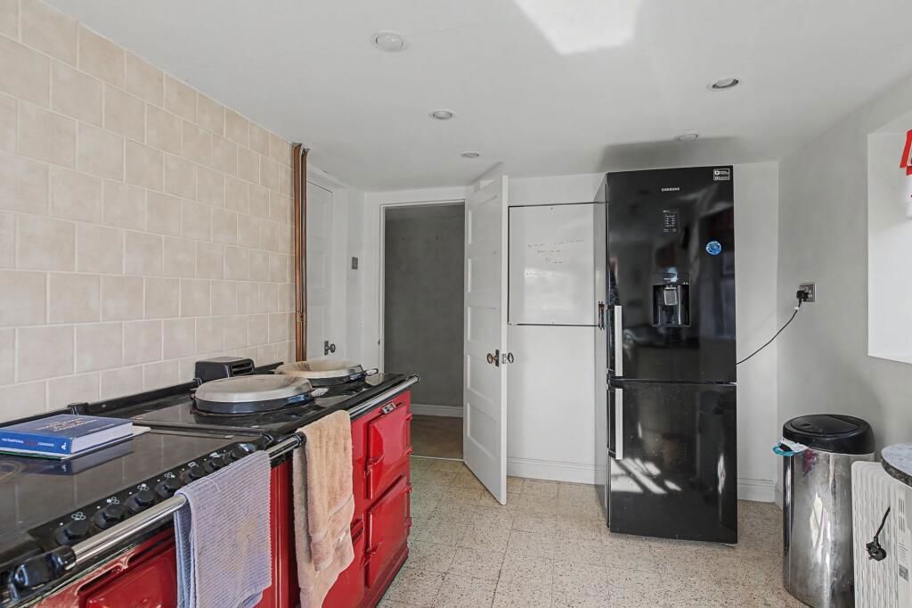 Property photo 2 of 43