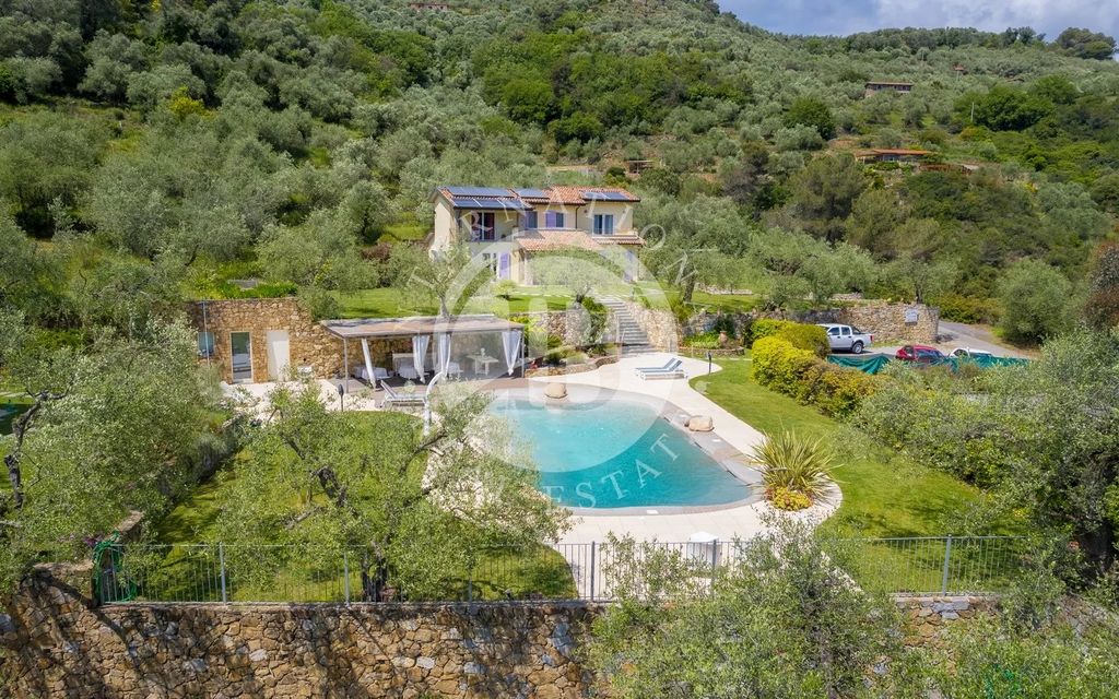 Property photo 2 of 30