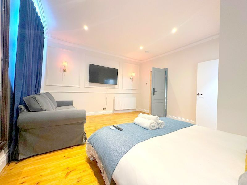 Property photo 2 of 4