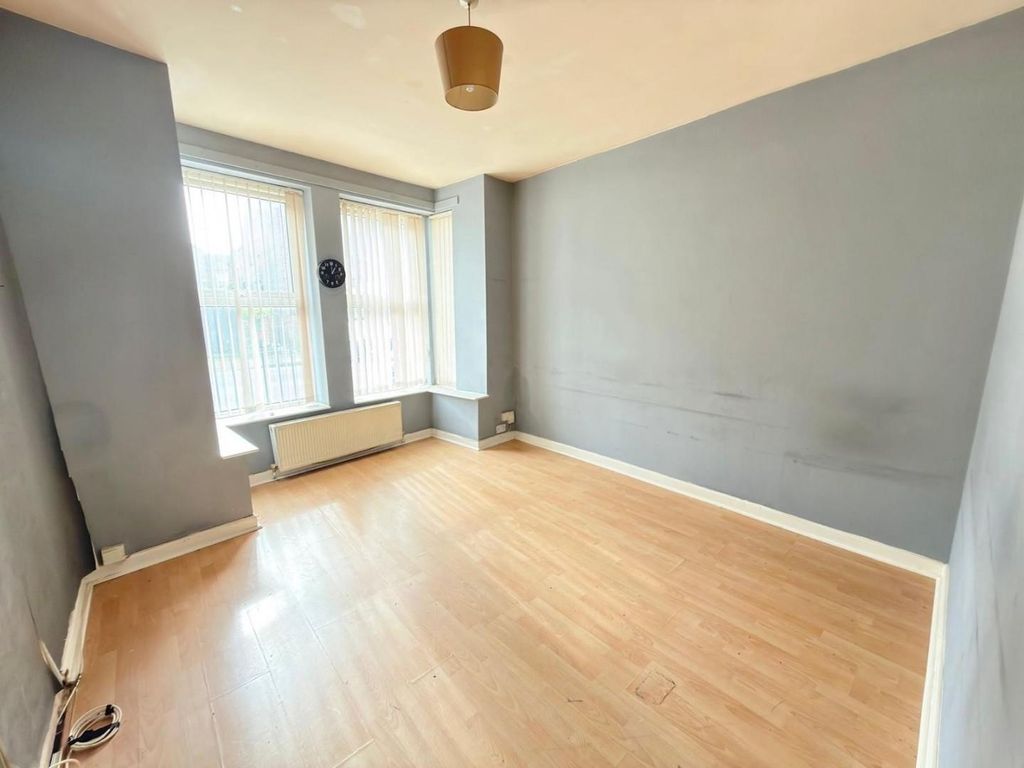 Property photo 2 of 9 9.Jpg