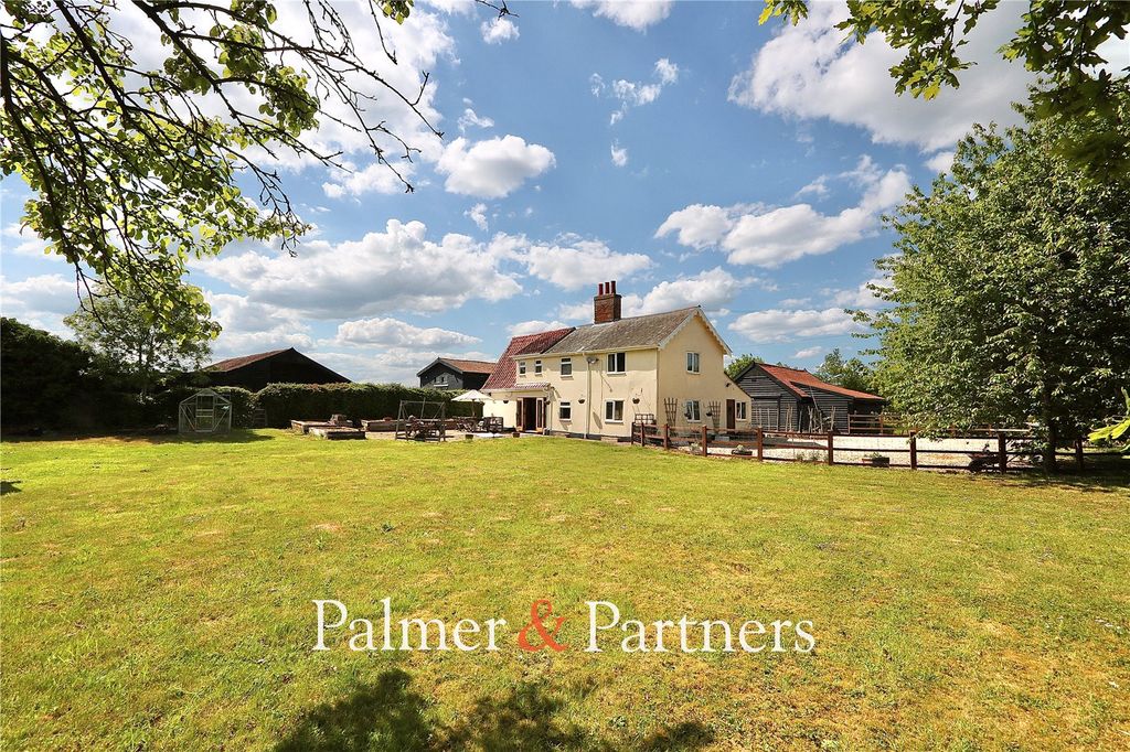 Property photo 3 of 32 Picture No. 04