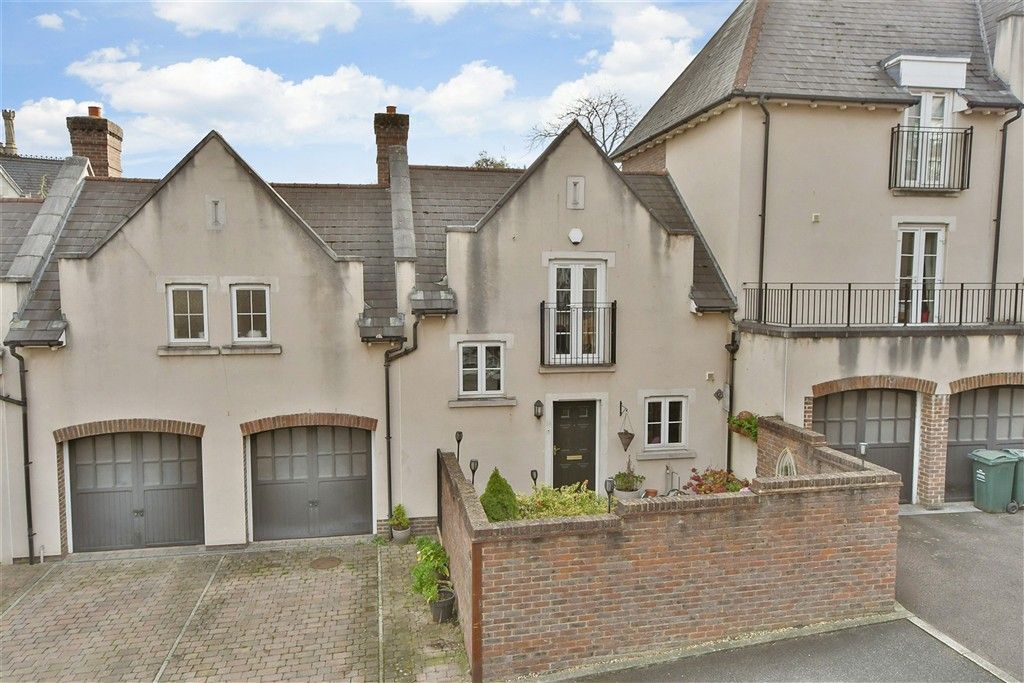 Property photo 2 of 14 External W