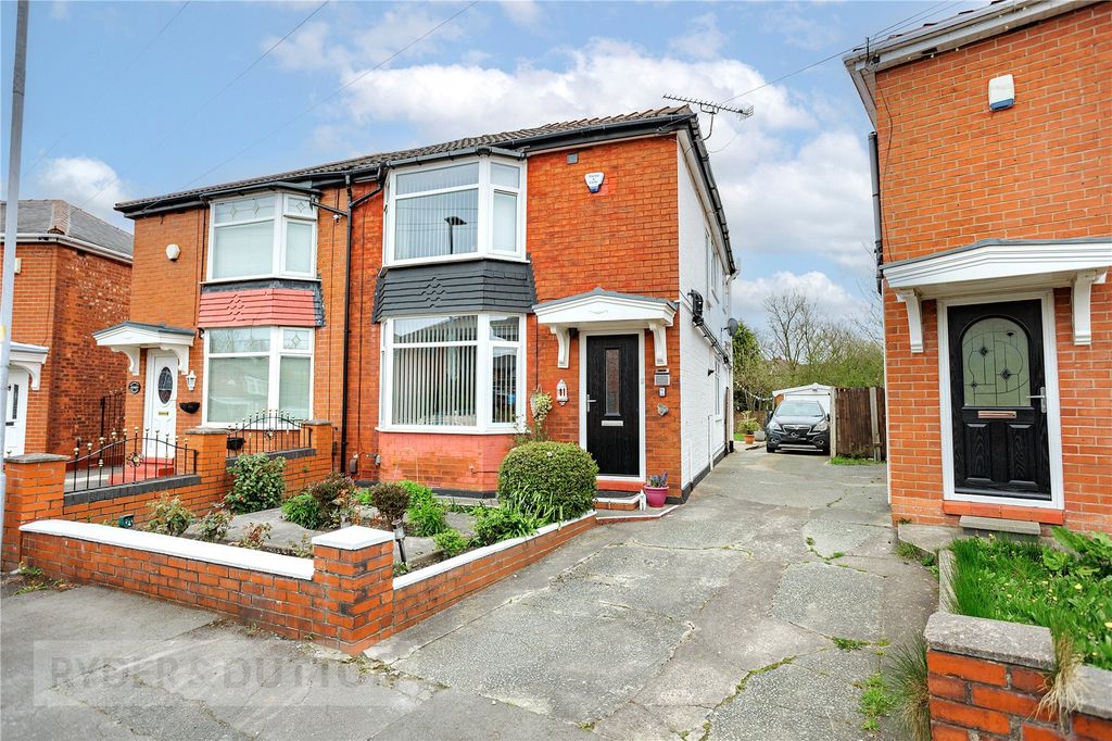 Property photo 1 of 35 Front External