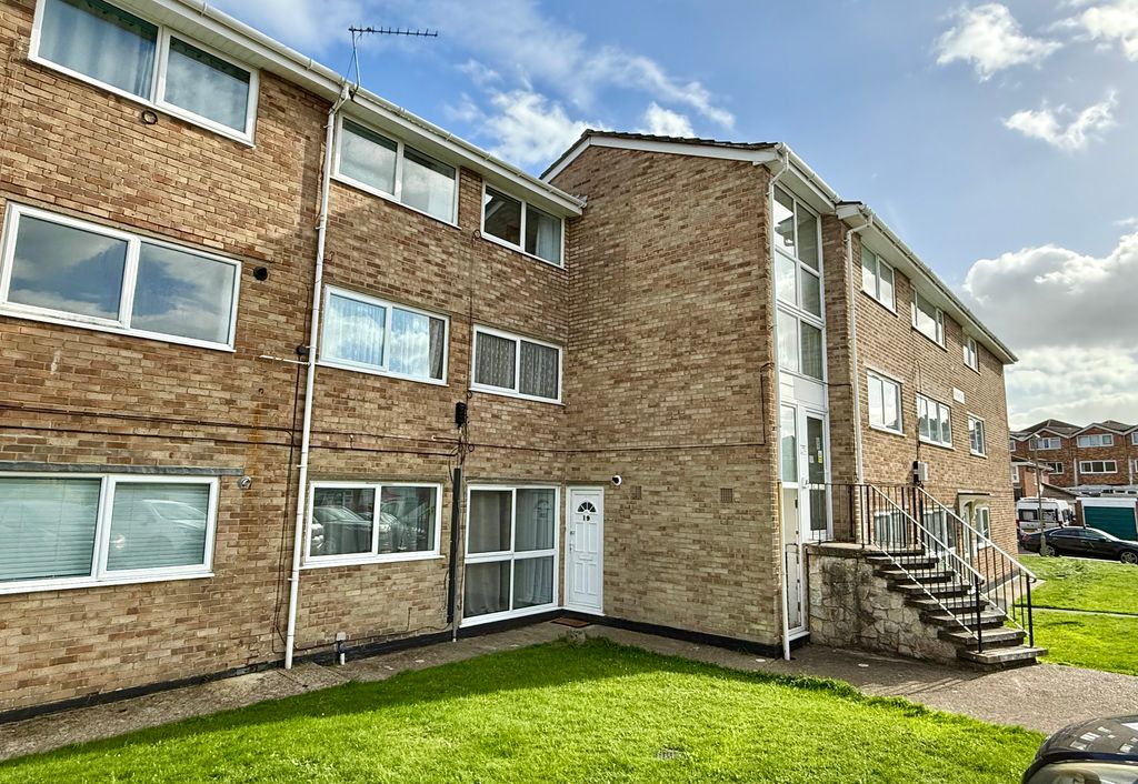 Property photo 1 of 9