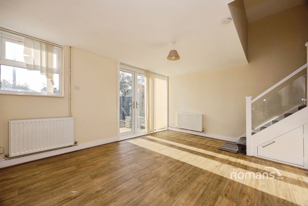 Property photo 2 of 10 Pbox-Img.Jpg