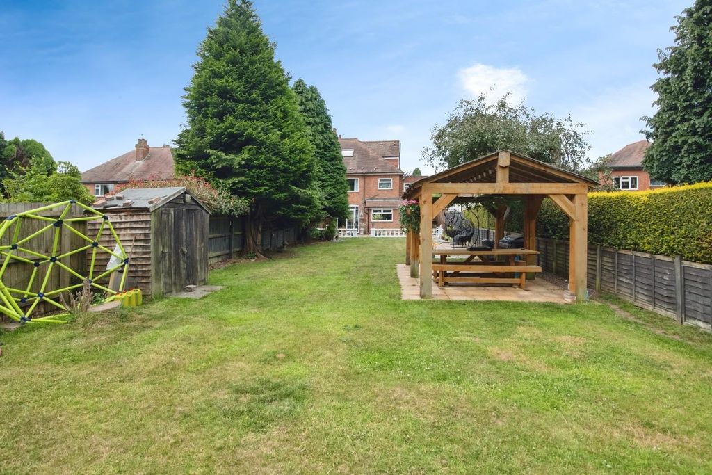Property photo 3 of 25 Thorn-34.Jpg