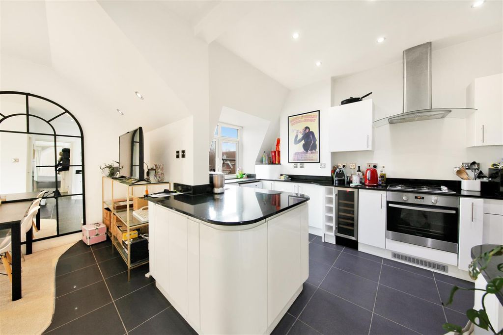 Property photo 2 of 15 Kitchen