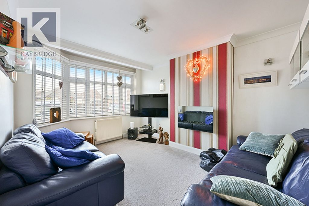 Property photo 2 of 12 Ruxley Lane, Epsom - Kt19 9Ex