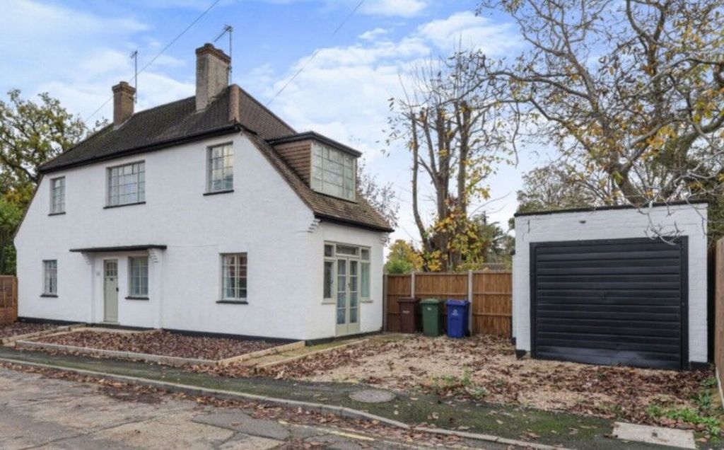 Property photo 1 of 1
