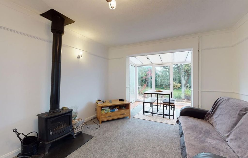 Property photo 2 of 12 Picture 2