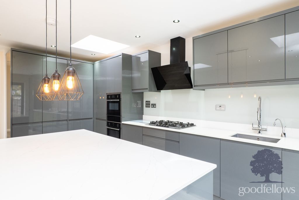 Property photo 1 of 16 Picture No. 20