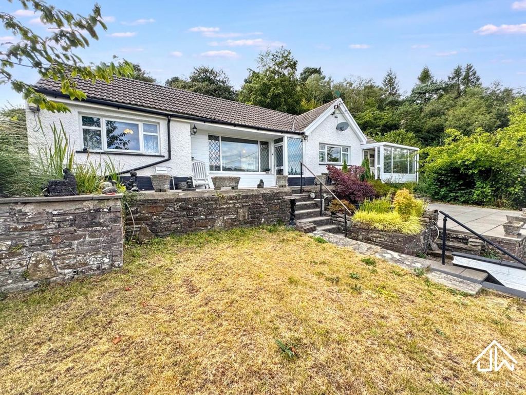 Property photo 1 of 18 Ext