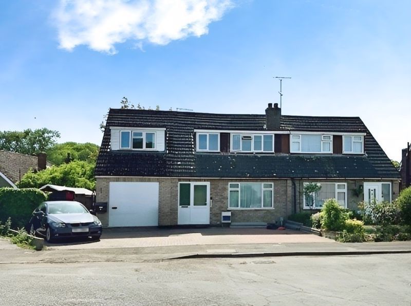 Property photo 1 of 18 Rye Close