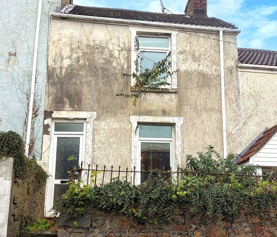 Property photo 1 of 5