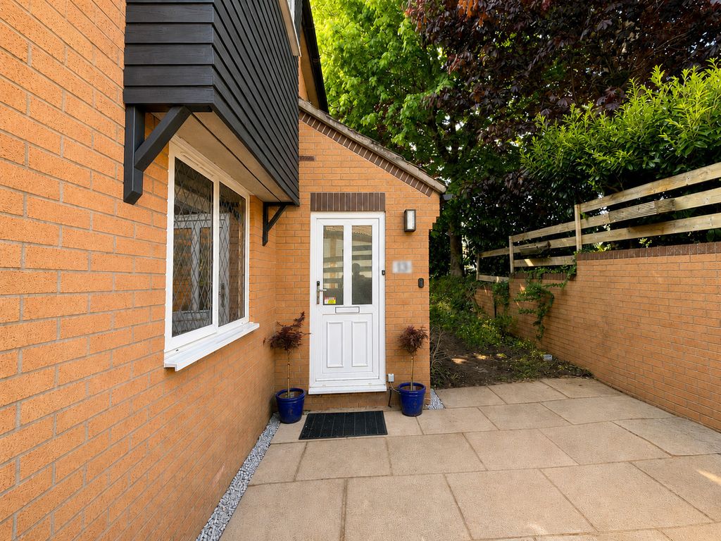 Property photo 2 of 24