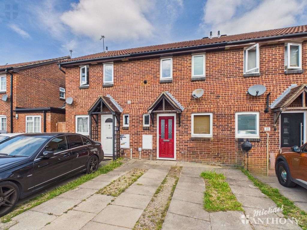 Property photo 1 of 9 Cam03218G0-Pr1086-Still001