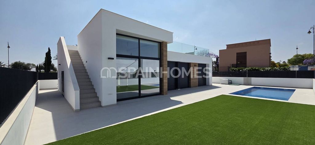 Property photo 2 of 18