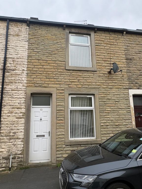 Property photo 1 of 1