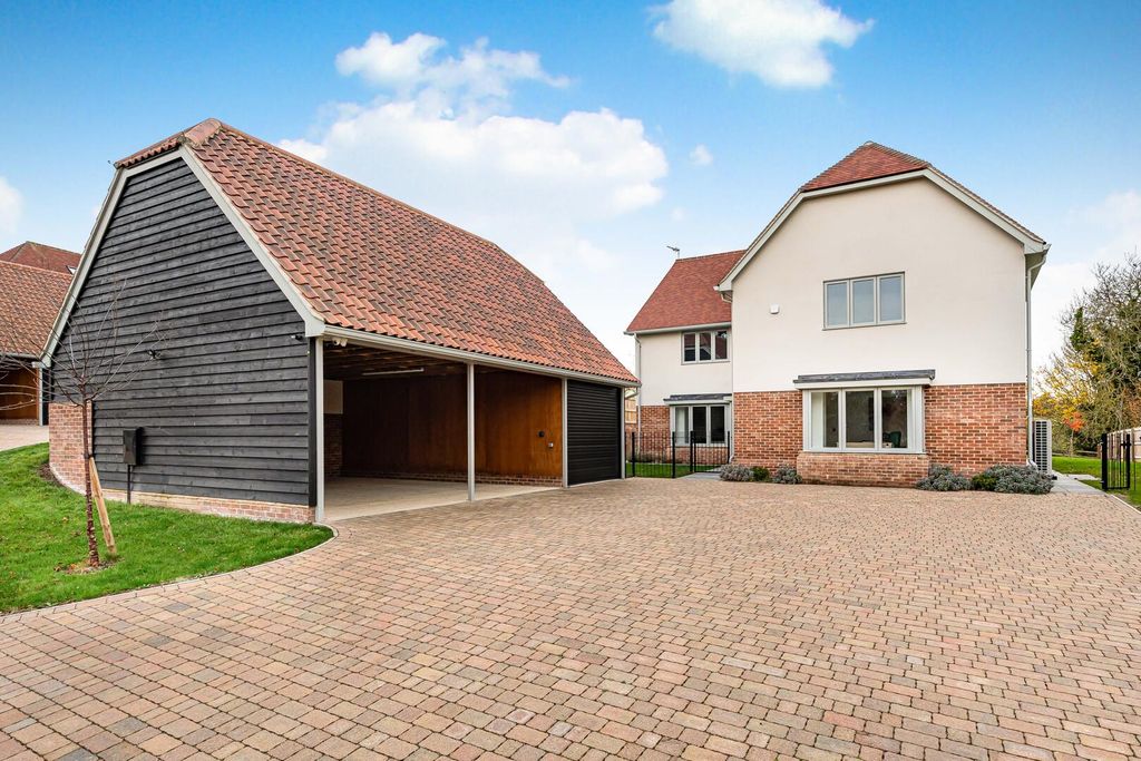 Property photo 1 of 27