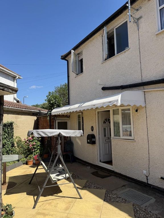Property photo 1 of 11 Front