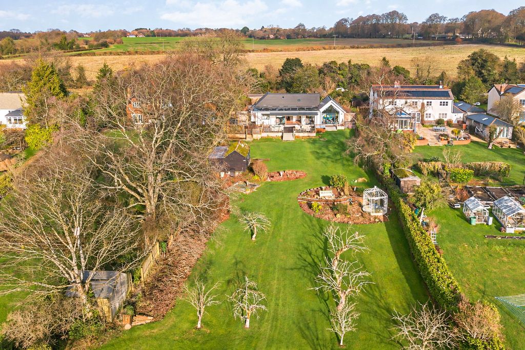 Property photo 1 of 25 Picture No. 96