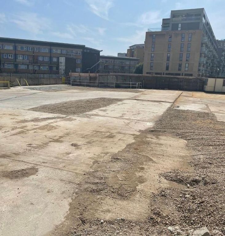 Property photo 3 of 4