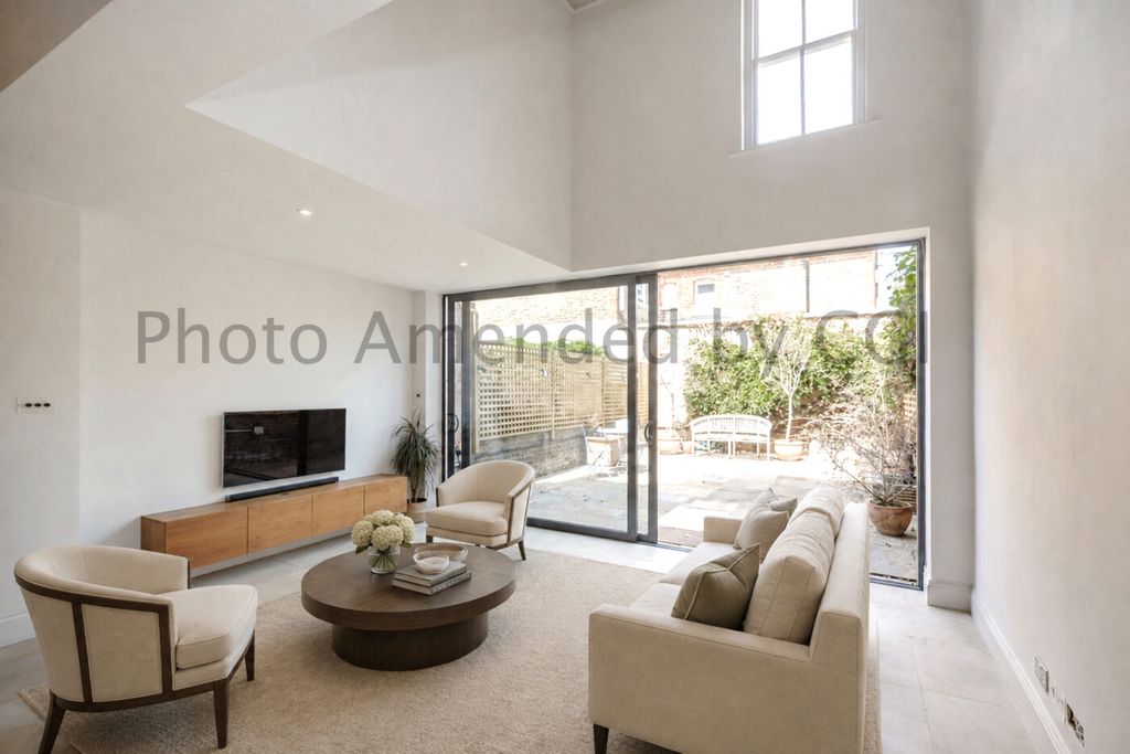 Property photo 3 of 41