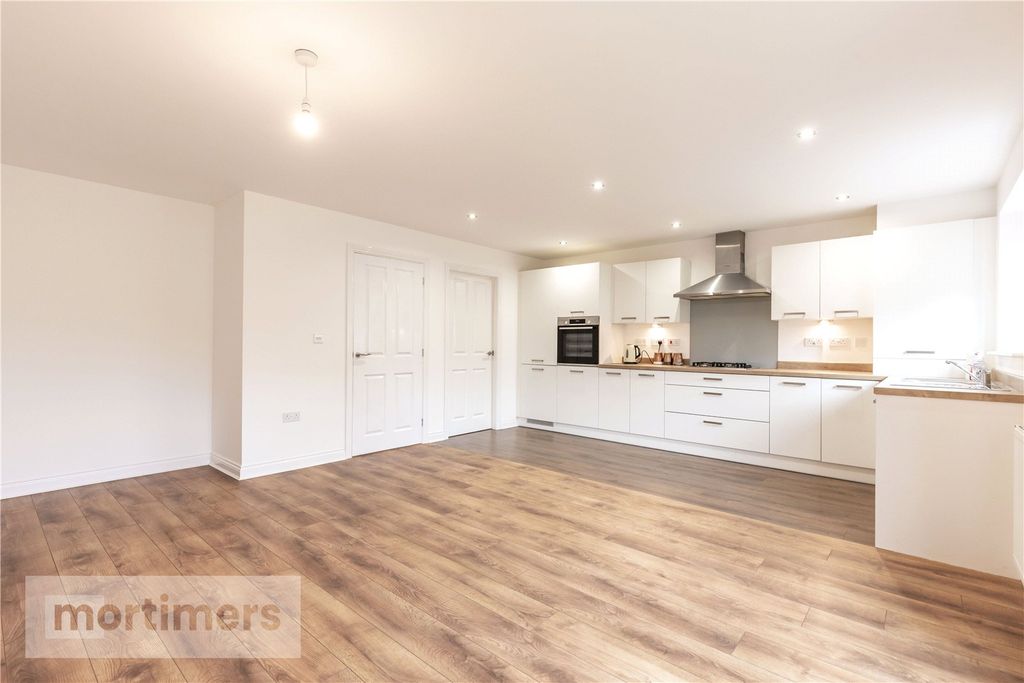 Property photo 3 of 14 Open Plan Living