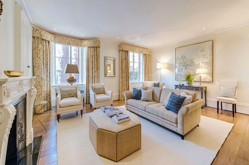 Property photo 3 of 12 Rose Square 52 - Recep