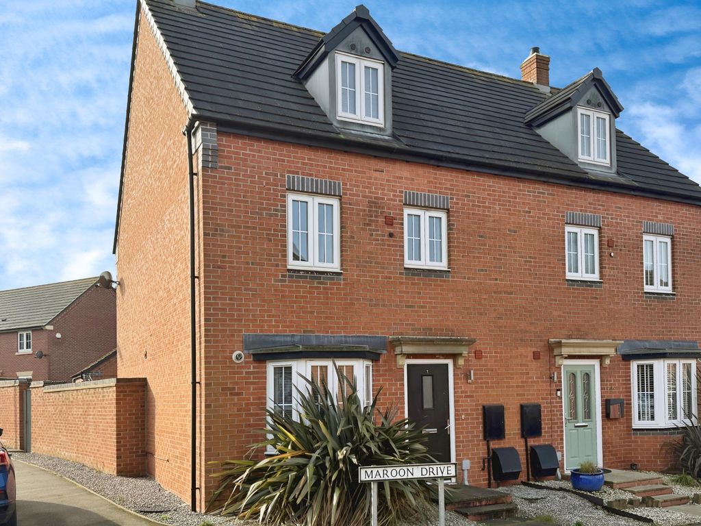 Property photo 1 of 17 Maroon Drive, Burbage