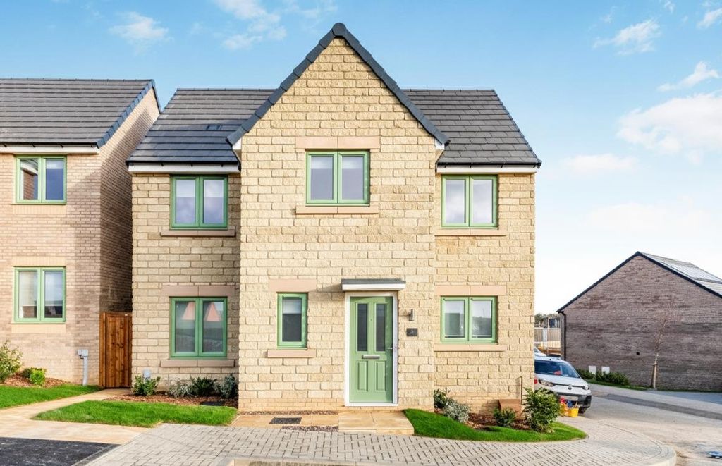 Property photo 1 of 13 Image