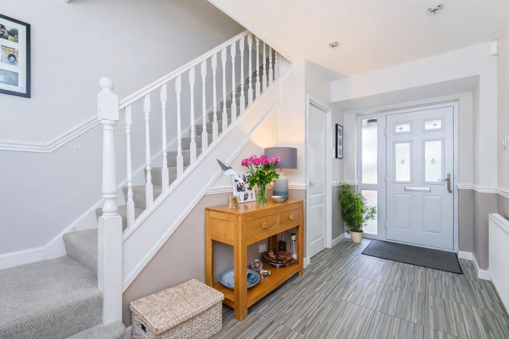 Property photo 2 of 20 Picture No. 02