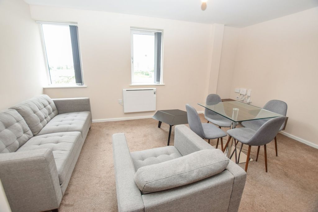 Property photo 2 of 10 Picture No. 14