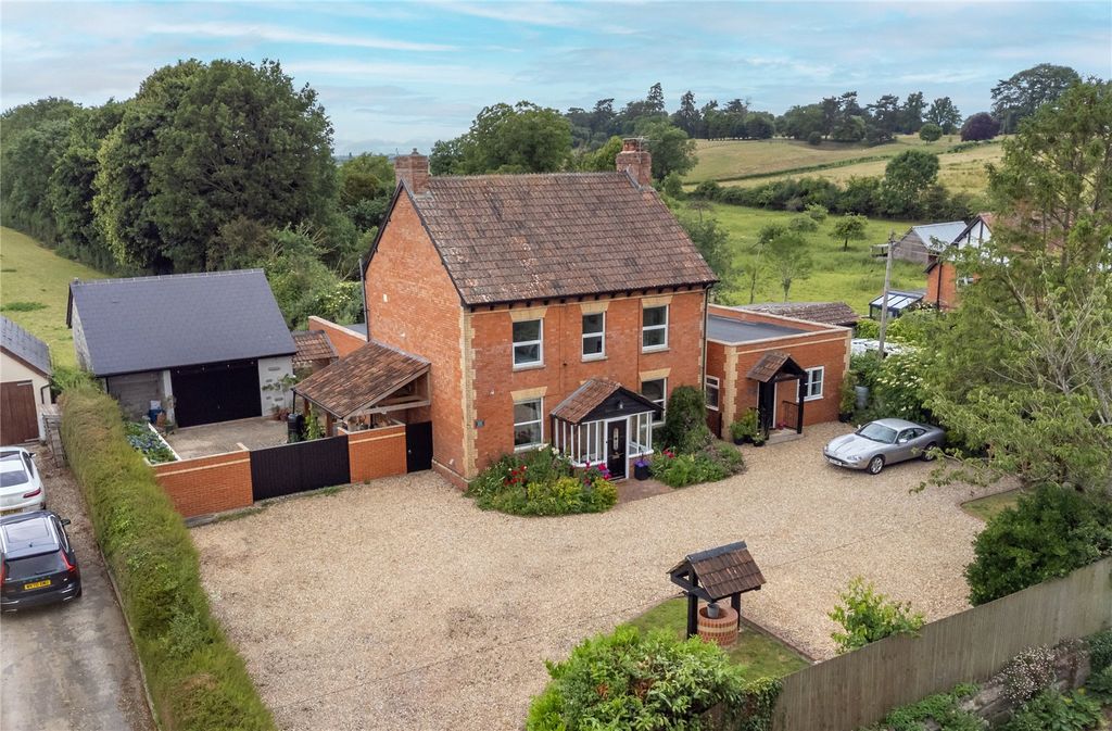 Property photo 1 of 37 Picture No. 74