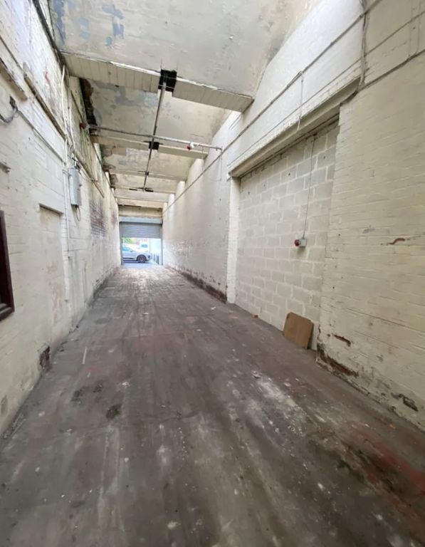 Property photo 3 of 4