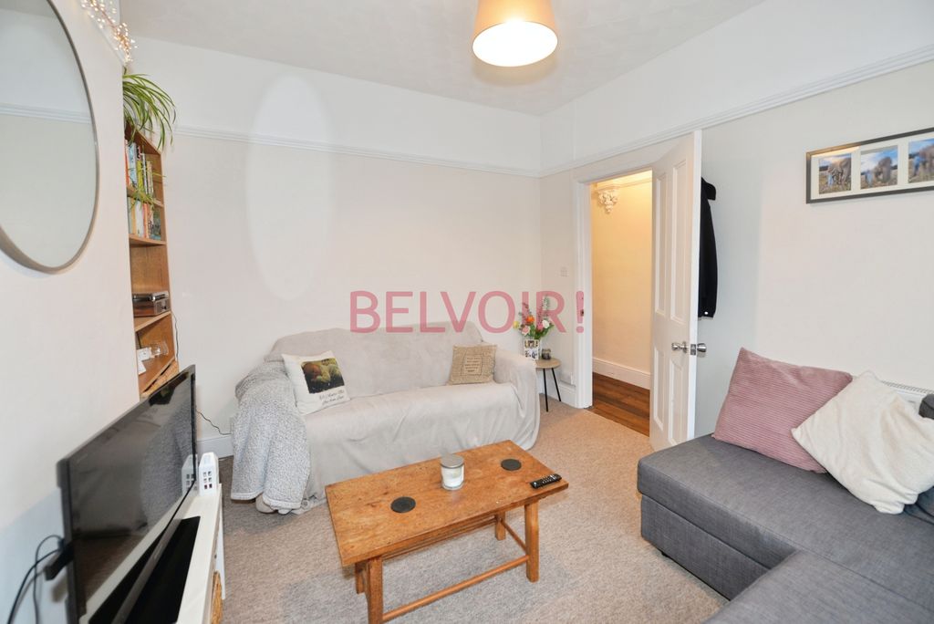 Property photo 3 of 22