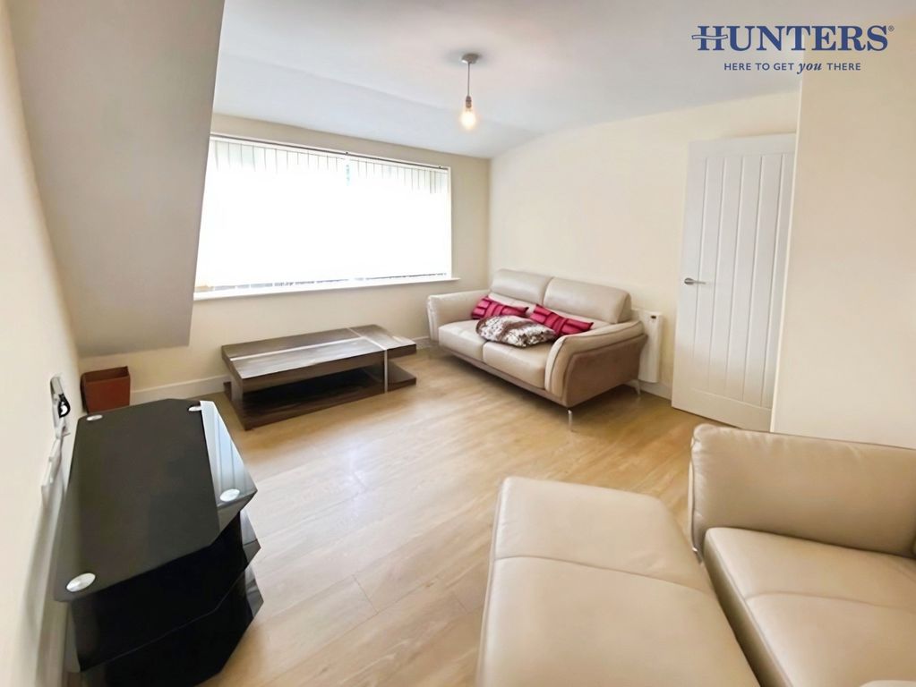 Property photo 2 of 8 Pbox-Img.Jpg