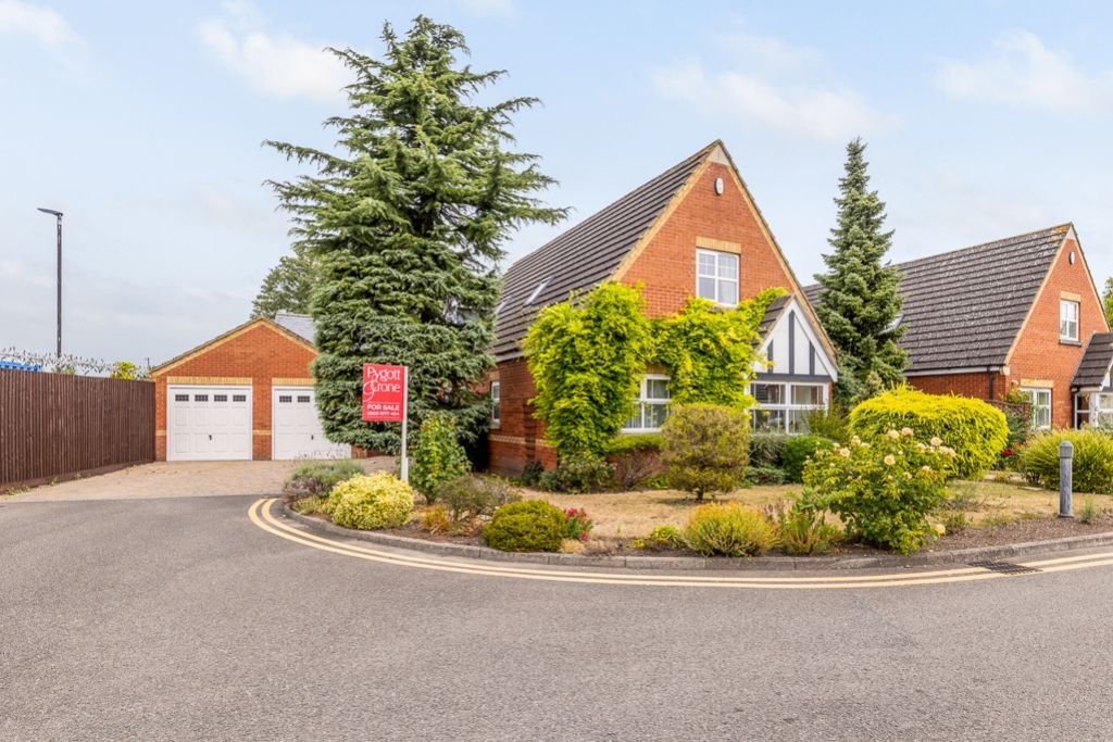 Property photo 1 of 28 2 Sandstone Gardens (Spalding)-7